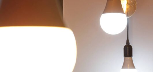 Como Automatizar Luzes, Tomadas e Eletrodomésticos com Aparelhos Inteligentes